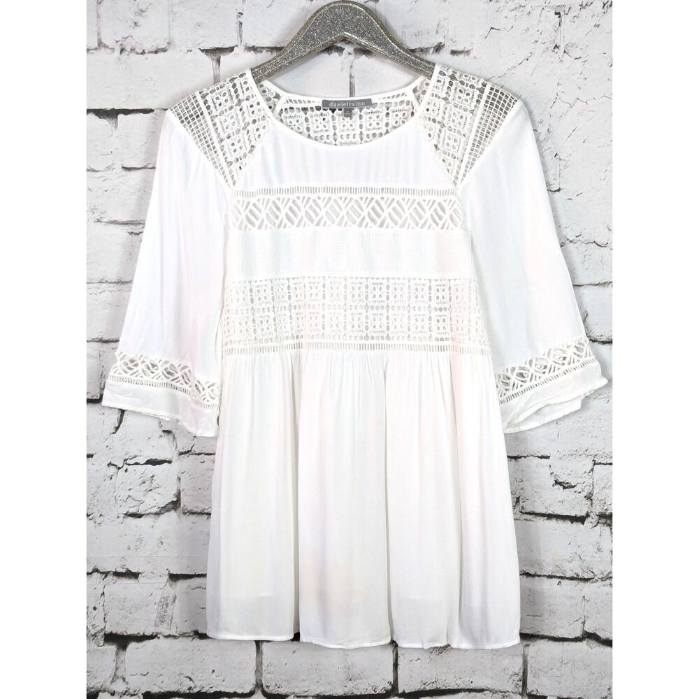 White Lace-Detail Women’s Peasant Top - Brand: Unknown